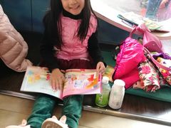 -钟书阁(松江泰晤士小镇店)