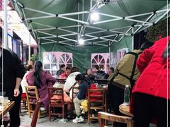 -宏兴烤鱼山庄(宣恩总店)