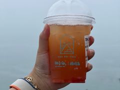 番石榴蜜桃茶-悬崖咖啡厅