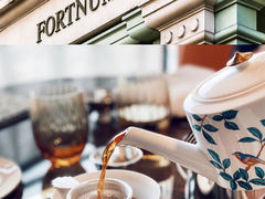 -The Diamond Jubilee Tea Salon at Fortnum & Mason