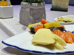 -亚洲国际大酒店·云顶阁旋转自助餐厅