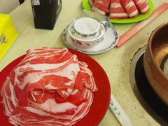 -洞庭洲·防空洞火锅·烧烤·铜锅涮肉(新百广场店)