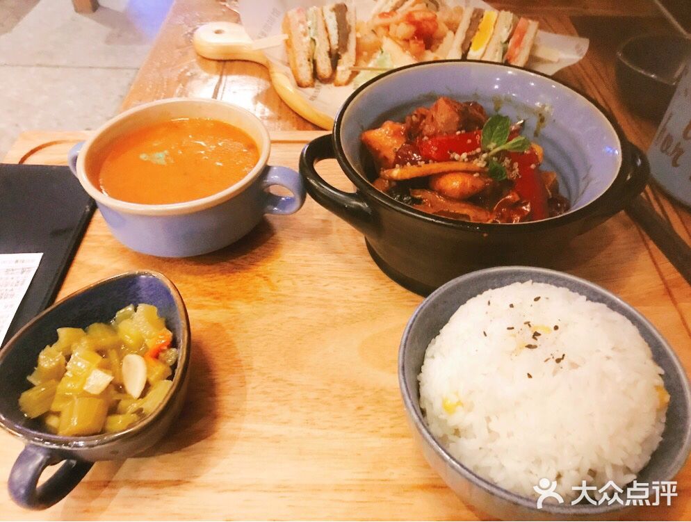 巢式三杯鸡 味道还是不错的