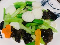 -国人川菜(李家村建东街店)