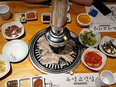 -唯成•韩国炭火烤肉 유성고기