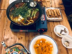 -霄汉牛三鲜湖北砂锅菜(万松园2店)