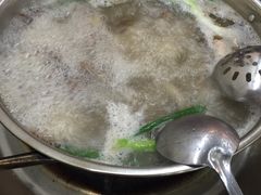 -老石黑山羊毛驴肉火锅(金凯广场店)
