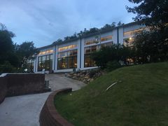-凤阁楼果木烧鹅(鹤山陈山店)