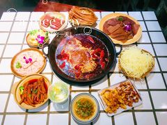 -贰回巷火锅馆(钟楼店)
