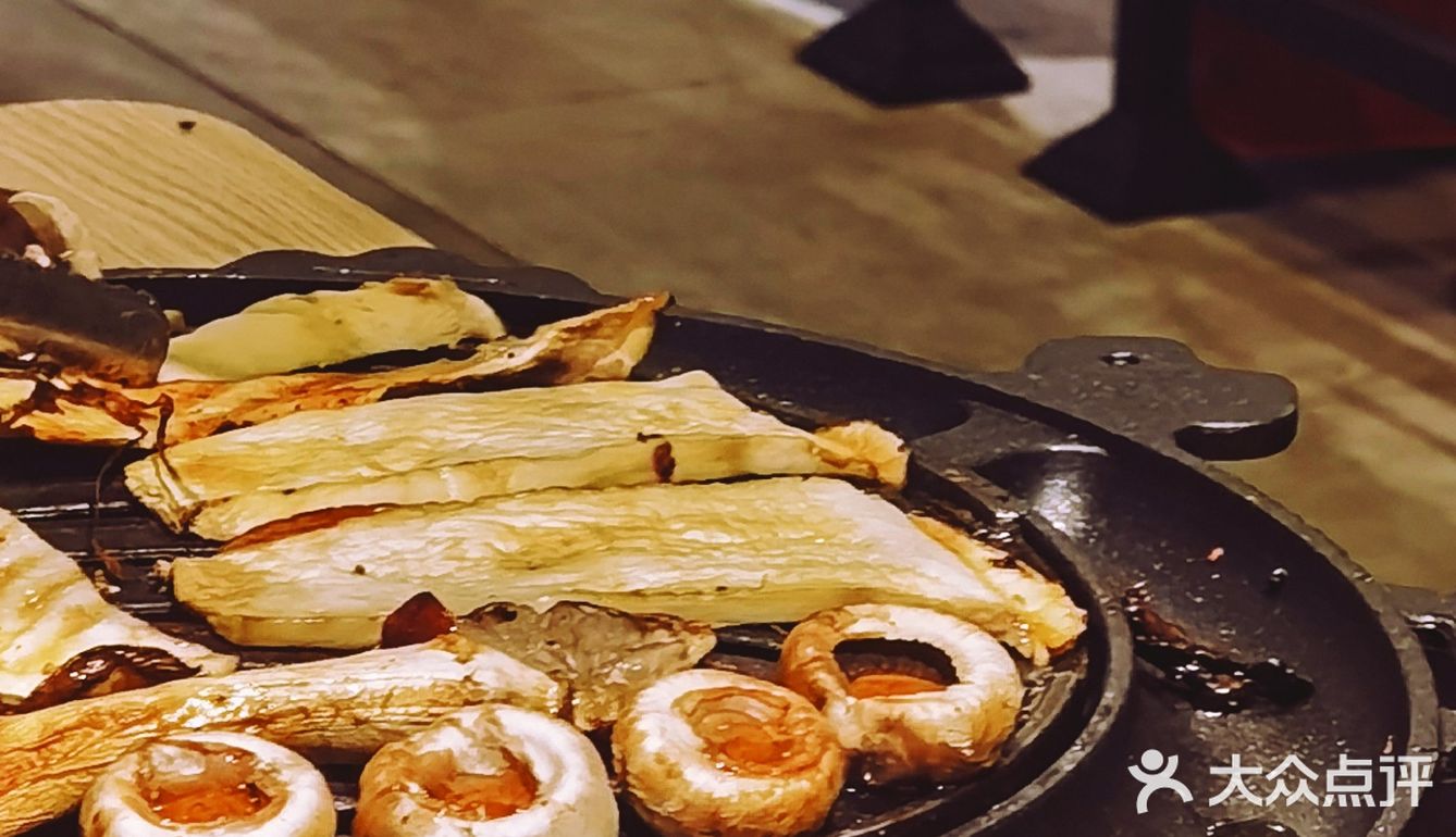 来一盘干式熟成肉眼 