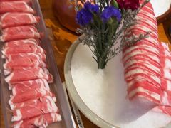 特色经典羔羊卷-乐宴·老北京铜火锅(八卦岭店)