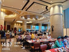 -怡聚轩全日制自助餐厅(大中华喜来登酒店)