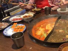 -萍姐火锅·公路夜市(武汉首店)