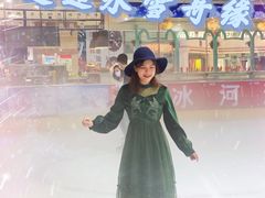 -正佳冰河湾真冰滑冰场