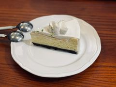 -Be Lived Cafe比例咖啡(摩天轮店)