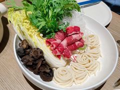 酸菜火锅面-小大董·烤鸭(凤凰汇店)