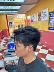 -Devilhands Barbershop男士理容店