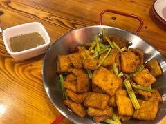 小炒臭豆腐-满盆红龙虾(开发区店)