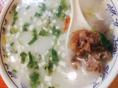 -大耳公曹氏驴肉包子铺(三八店)