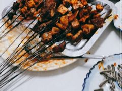 -马克力木手抓炕锅烤羊肉(盐湖一小区店)