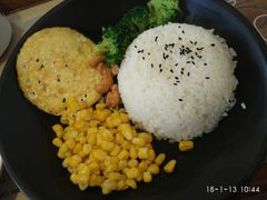 -海盗虾饭·剥好的小龙虾饭(SOHO尚都店)