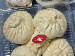 -白玉兰食品甜凤店(合生汇店)