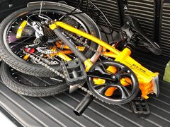 -道路口单车爱瓦士dahon大行