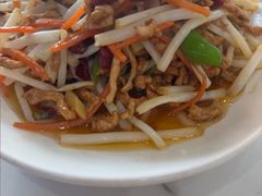 -丹水桥地锅鱼·翘嘴鲌·地方特色全鱼宴(丹江口大坝店)