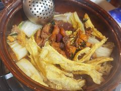 -胡须佬鸡煲四季火锅(龙珠大道店)