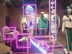 -NIKE品牌体验店(南京东路店)