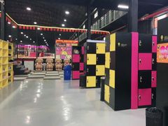 -嘿哟动霸CHUA·新潮玩运动娱乐中心·蹦床滑冰团建乐园