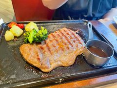 -必胜客(新中纬店)