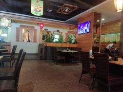 大堂-龙泉人椰子鸡.糟粕醋.海南菜(三亚旗舰店)