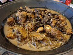 小鸡炖蘑菇-京滨饭店·餐厅(阜外大街店)