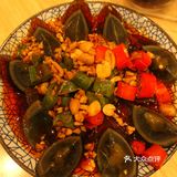 吃到台湾红汤半筋半肉牛肉面🍜，配酸菜才是正宗吃法