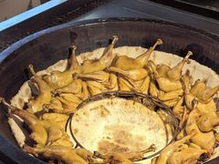 -头上红煨盐鸡·非遗院子餐厅
