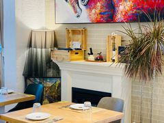 -Mark&Mars Restaurant