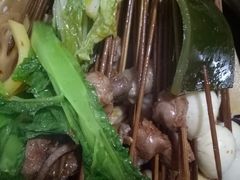 -四小区火锅·巷子里的重庆火锅(花照壁店)