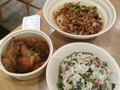 -佬钱湾仔(衣裳街店)