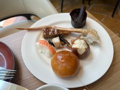 -怡咖啡海鲜自助餐厅(浦东香格里拉店)