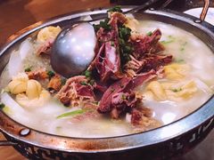 -小老板海鲜酒家(董家渡店)