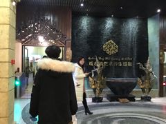 -泉城欧乐堡戏水湾艺术养生温泉