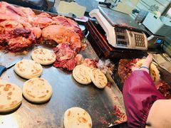 腊牛肉夹馍-杨天玉腊牛羊肉店