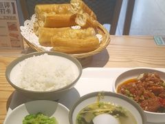 -弄堂咪道-饭香·面香·馄饨香(汇锦广场店)