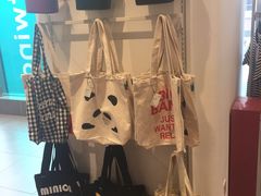 -hotwind热风(丽影广场店)