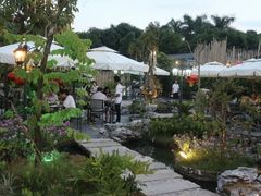 -花溪雨·森林餐厅(石基店)
