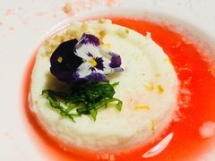 -一个勺子新疆锡伯主题私房菜(红墙巷49号院店)