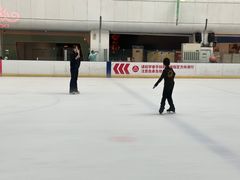 -炫采冰场(红博中央公园商场店)