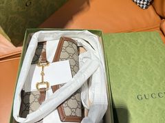 -小飞侠奢侈品回收 寄卖 养护(宝山宝龙广场店)