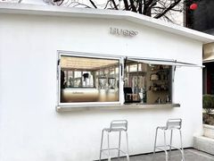 -HUGS coffee(东区店)